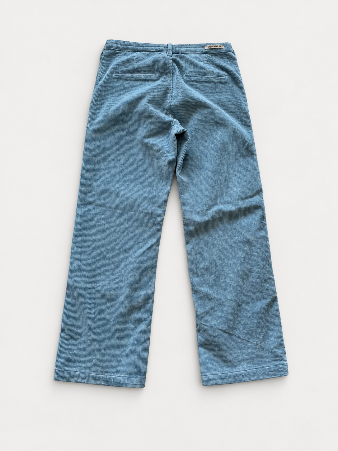 Hellblaue Cordhose mit weitem Bein – Größe 38