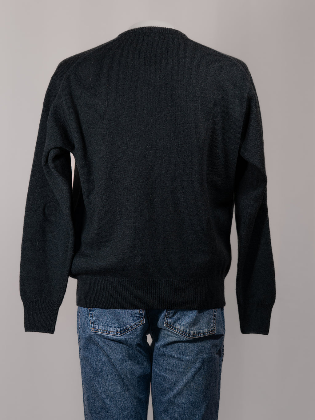 GANT Wollpullover – Dunkelgrün mit V-Ausschnitt