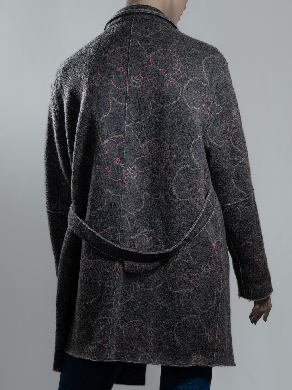Frieda & Freddies Strickmantel – Grau mit Blumenmuster