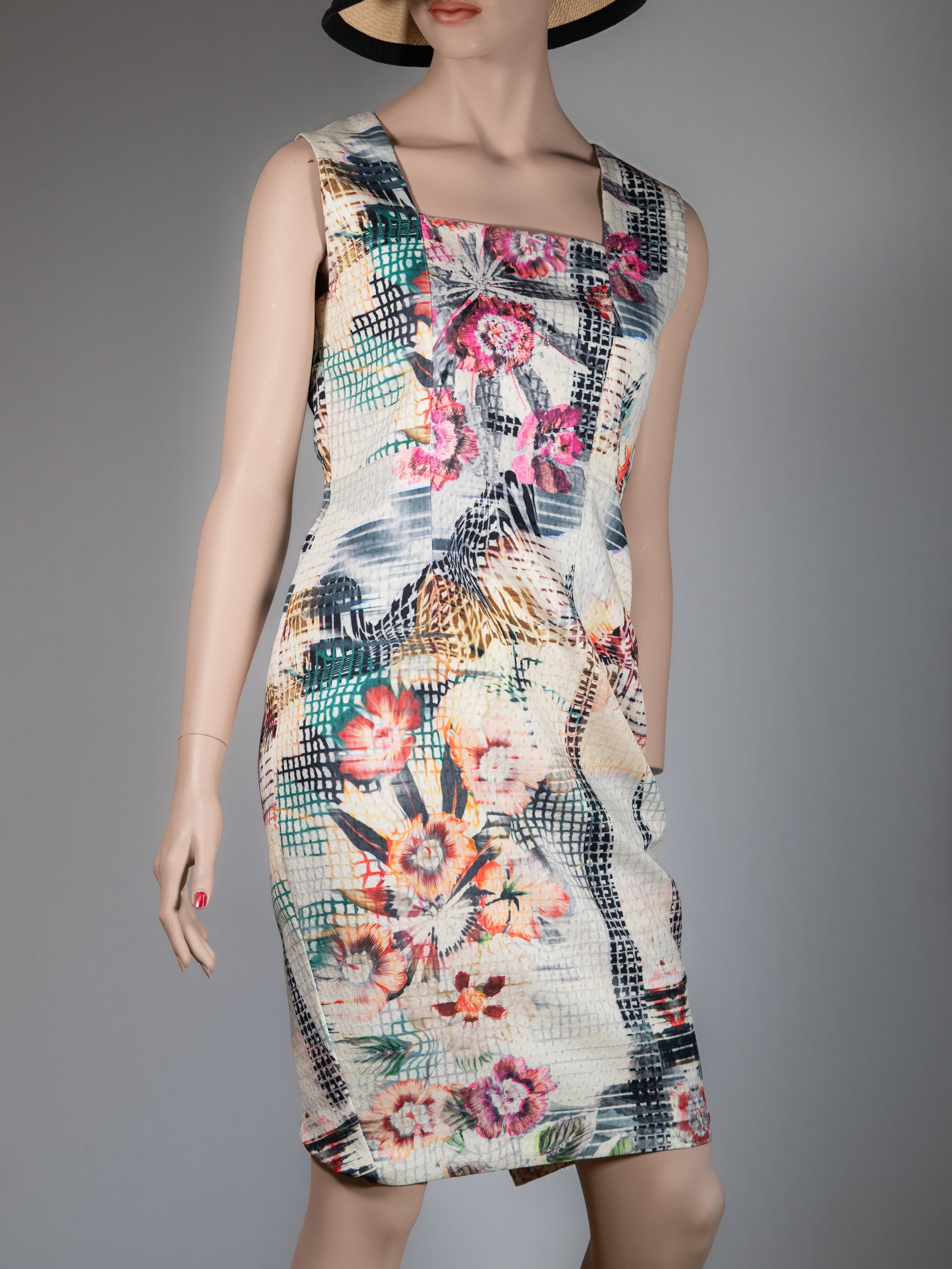 CEME LONDON Kleid mit floralem Print – darf ruhig auffallen