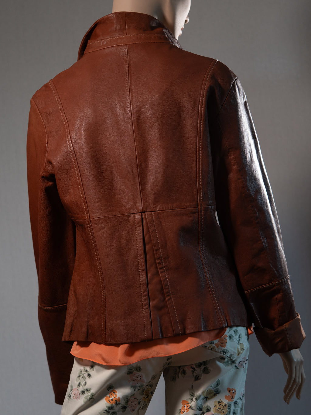 Lederjacke in Braun – lässiger Klassiker