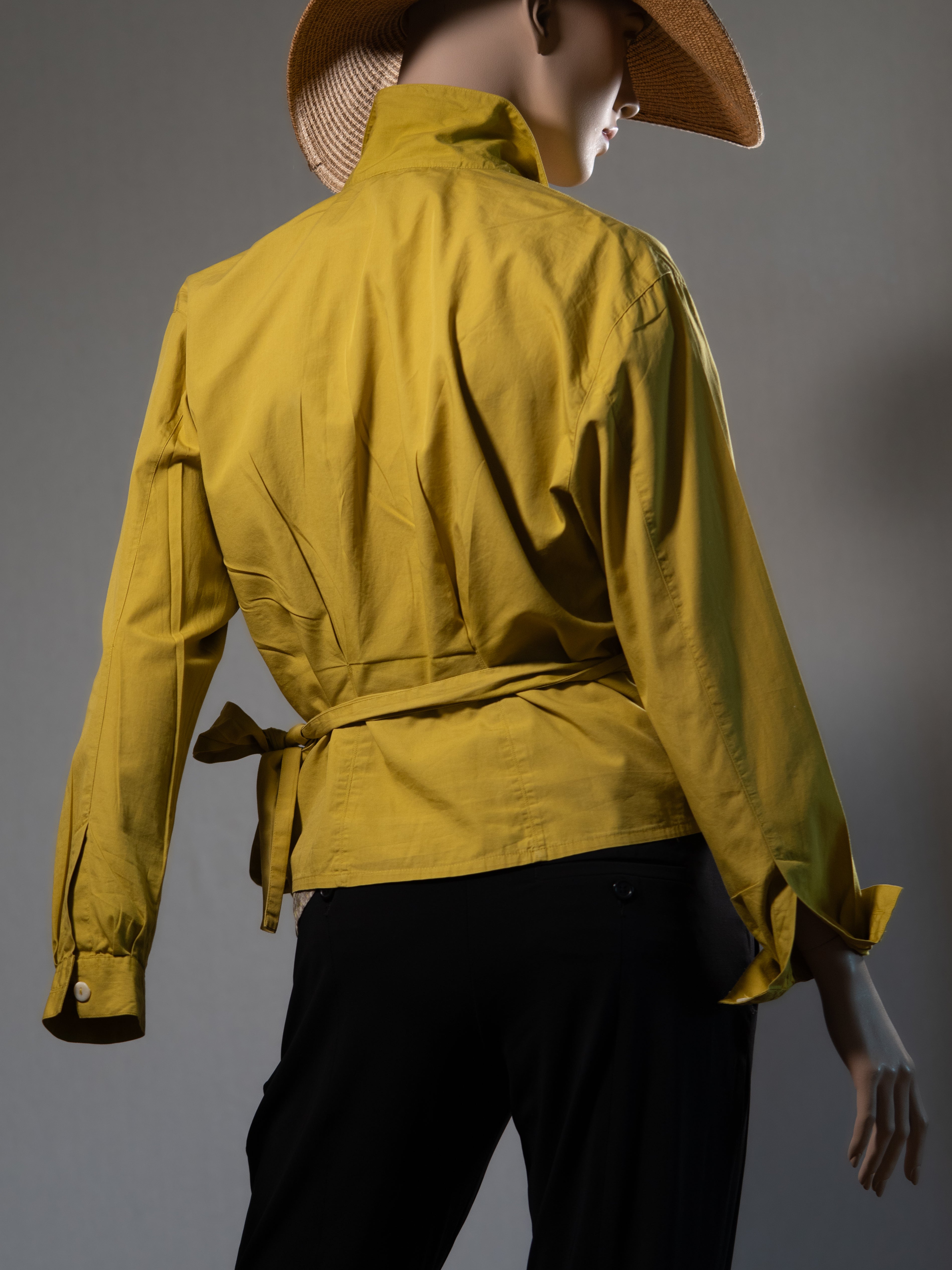 TANDEM Wickelbluse in Grün – Farbe kann sie