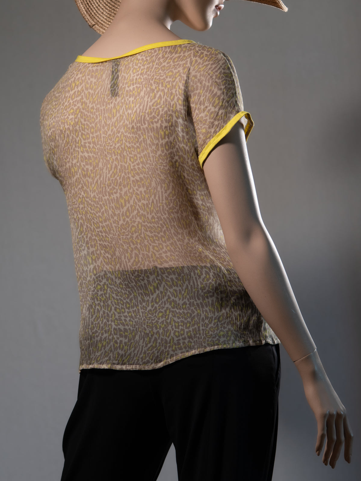 MARC CAIN Bluse – Leo trifft Neon