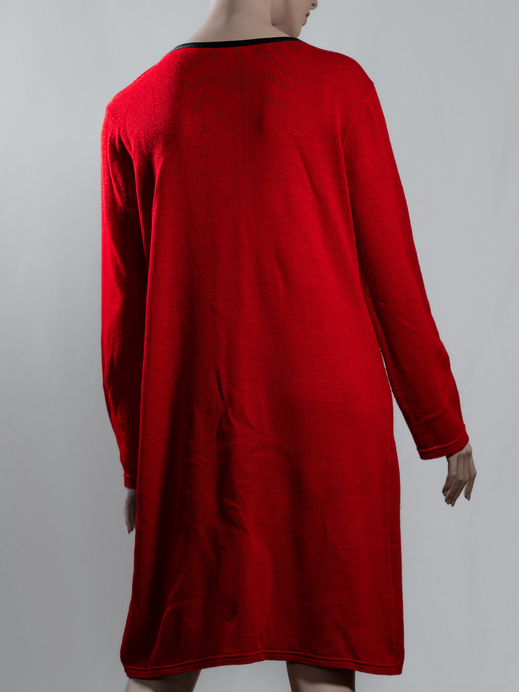 Rotes Strickkleid mit Blumenapplikation – Größe XXL