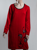 Rotes Strickkleid mit Blumenapplikation – Größe XXL